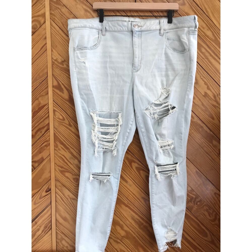 American Eagle High Rise Distressed Raw Hem Jeans